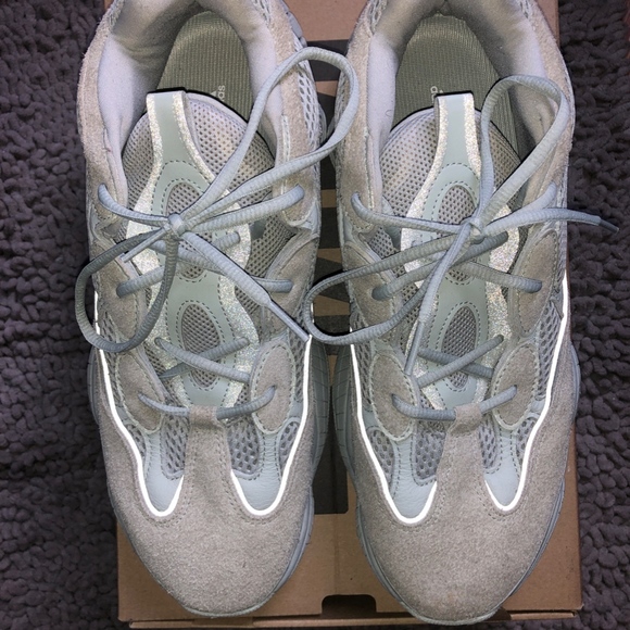 Yeezy 500 Salt - Picture 2 of 8